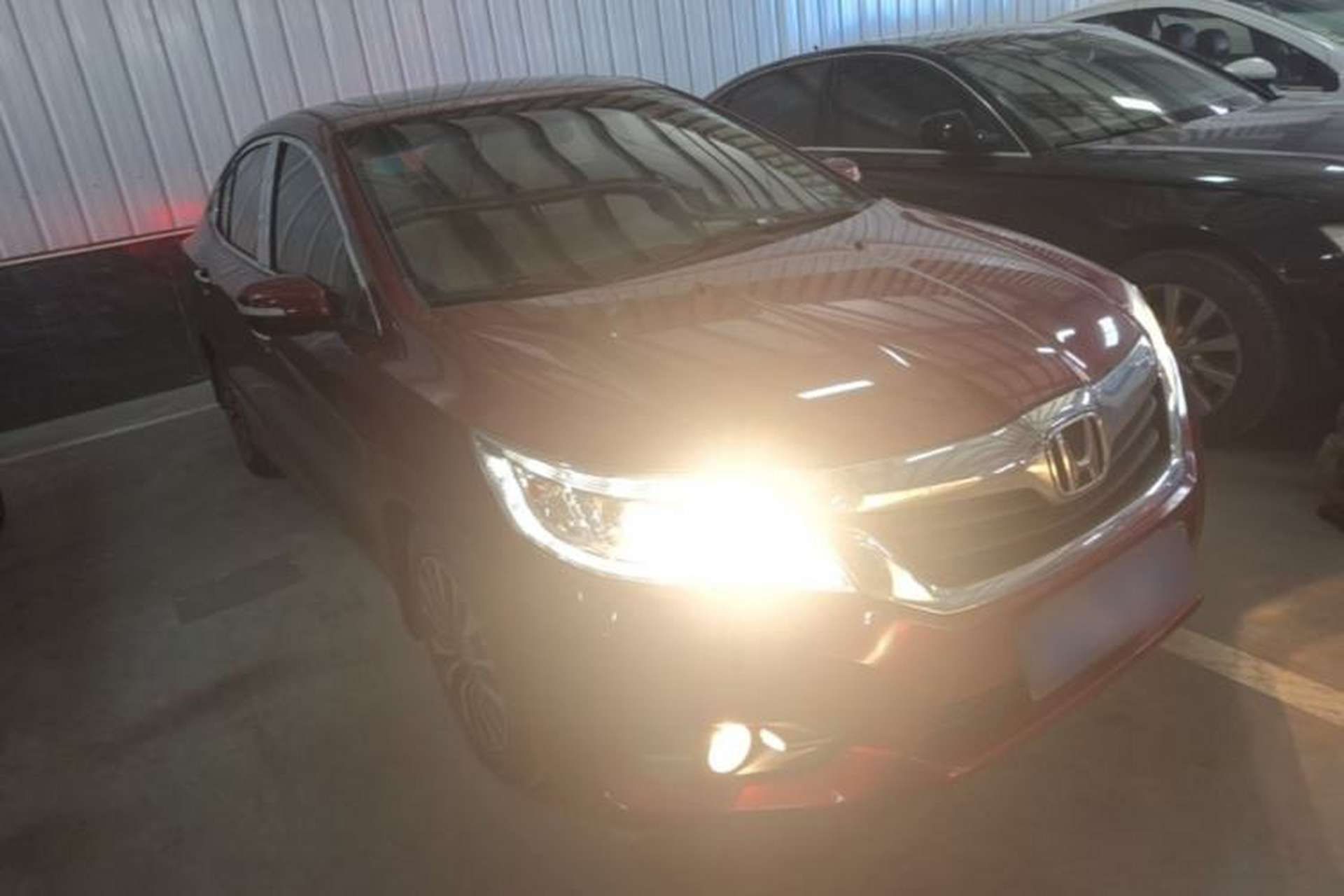 Used Honda Crider 2015 1.8L automatic luxury edition Exterior 1