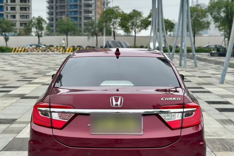 Used Honda Crider 2015 1.8L automatic comfort version Exterior 3