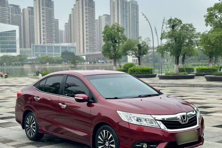 Used Honda Crider 2015 1.8L automatic comfort version Exterior 5