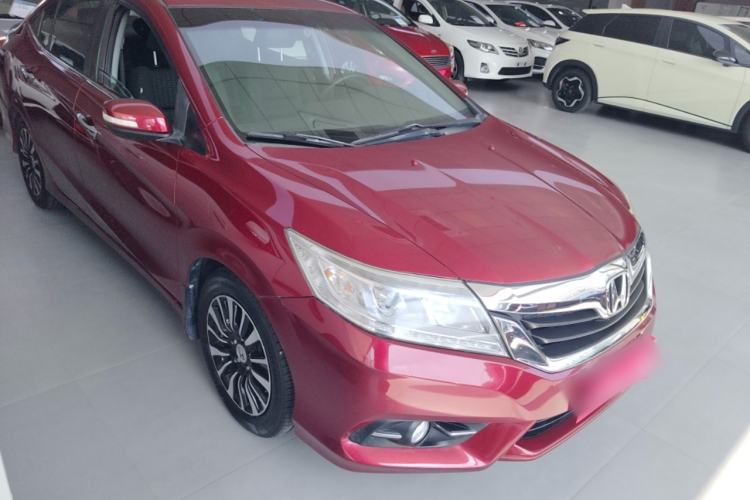 Used Honda Crider 2015 1.8L automatic luxury edition Front Right 45 Deg