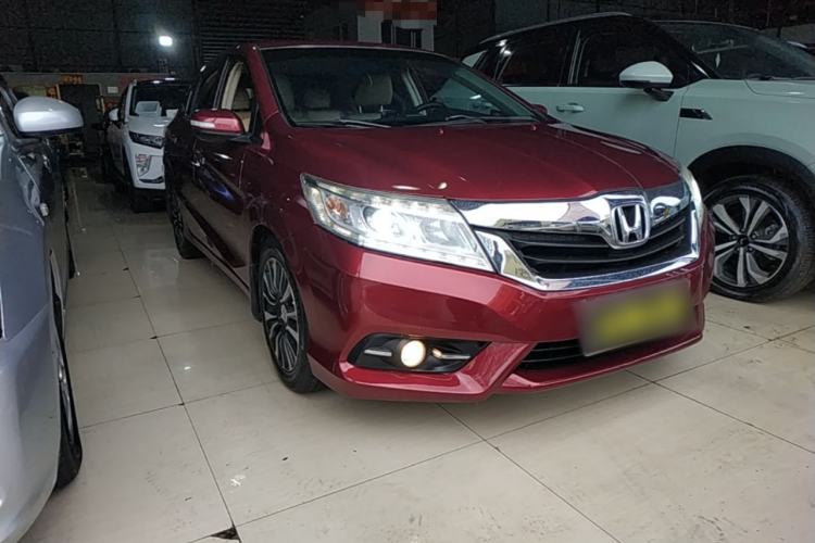 Used Honda Crider 2015 1.8L automatic comfort version Front Right 45 Deg