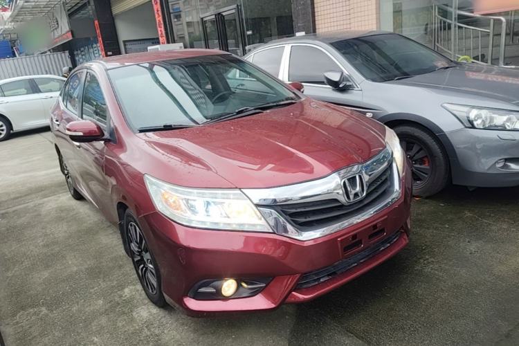 Used Honda Crider 2015 1.8L automatic comfort version Front Right 45 Deg