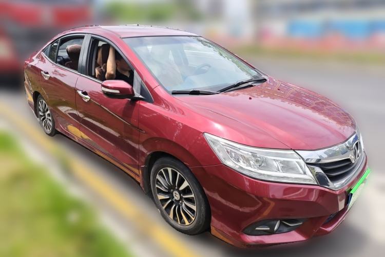 Used Honda Crider 2015 1.8L automatic comfort version Front Right 45 Deg