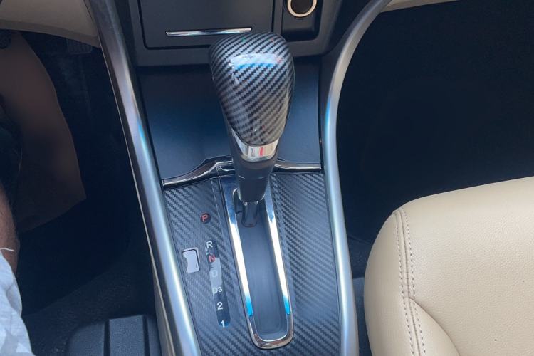 Used Honda Crider 2015 1.8L automatic comfort version Gear Lever