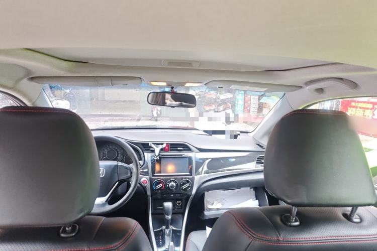 Used Honda Crider 2015 1.8L automatic luxury edition Headliner