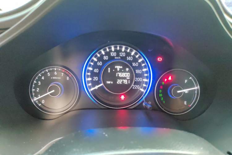 Used Honda Crider 2015 1.8L automatic luxury edition Instrument Cluster
