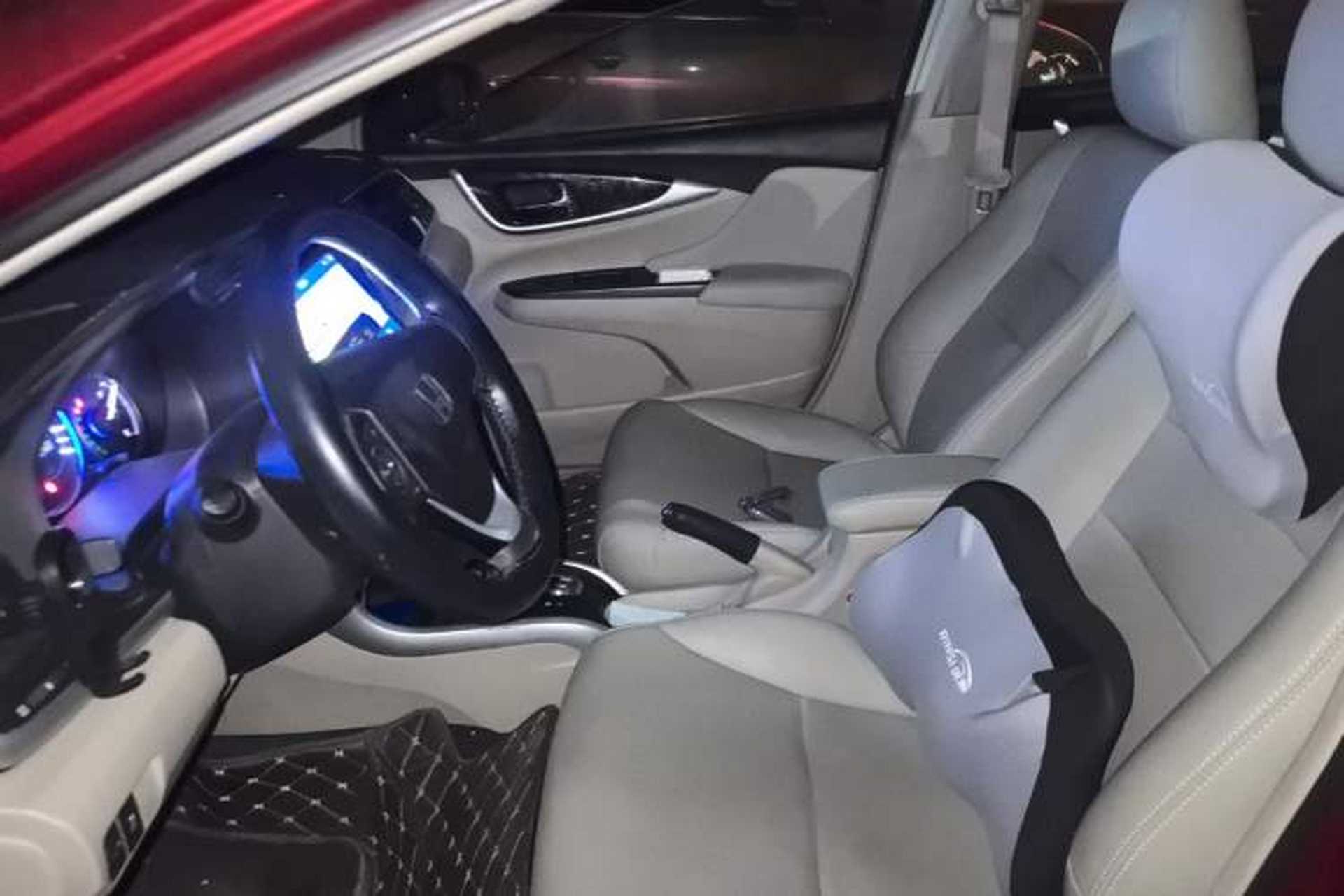 Used Honda Crider 2015 1.8L automatic luxury edition Left Front Seat