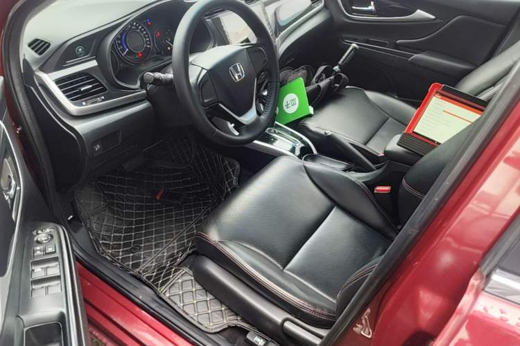 Used Honda Crider 2015 1.8L automatic comfort version Left Front Seat
