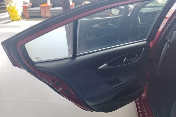 Used Honda Crider 2015 1.8L automatic luxury edition Left Rear Door Interior