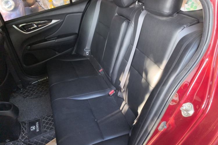 Used Honda Crider 2015 1.8L automatic luxury edition Left Rear Seat