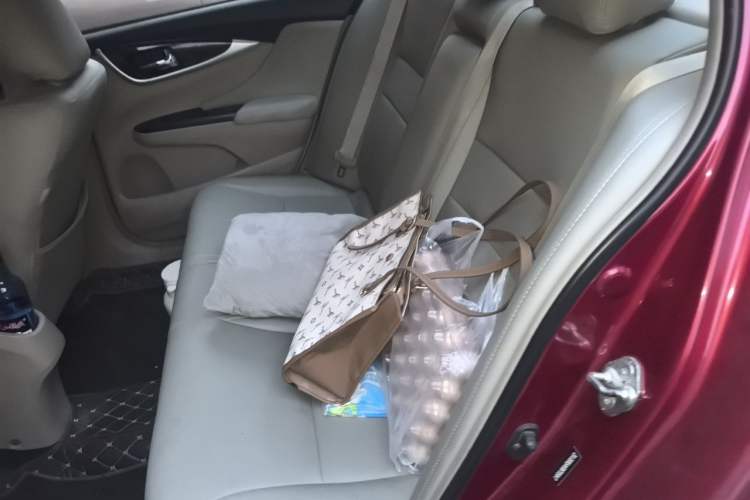 Used Honda Crider 2015 1.8L automatic luxury edition Left Rear Seat