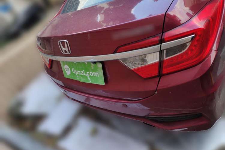 Used Honda Crider 2015 1.8L automatic luxury edition Rear