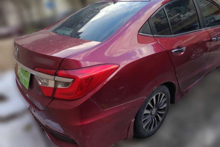 Used Honda Crider 2015 1.8L automatic luxury edition Rear Right 45 Deg
