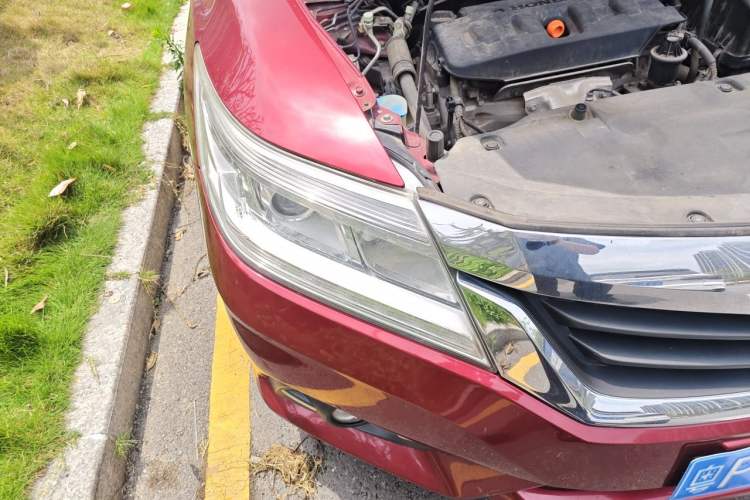 Used Honda Crider 2015 1.8L automatic comfort version Right Front Headlight