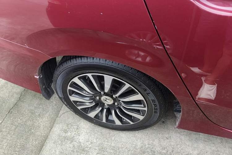 Used Honda Crider 2015 1.8L automatic comfort version Right Rear Wheel Hub