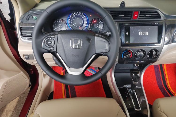 Used Honda Crider 2015 1.8L automatic luxury edition Steering Wheel