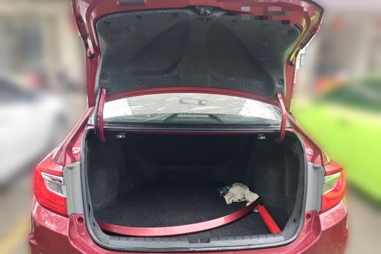 Used Honda Crider 2015 1.8L automatic luxury edition Trunk