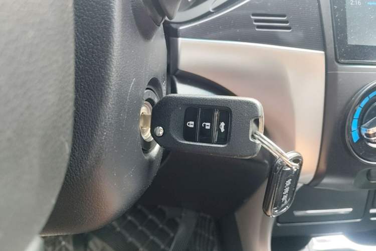Used Honda Crider 2015 1.8L automatic comfort version Vehicle Key