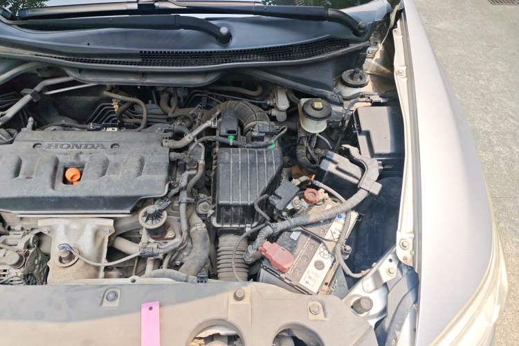 Used Honda Crider 2015 1.8L automatic luxury edition Engine Bay Left