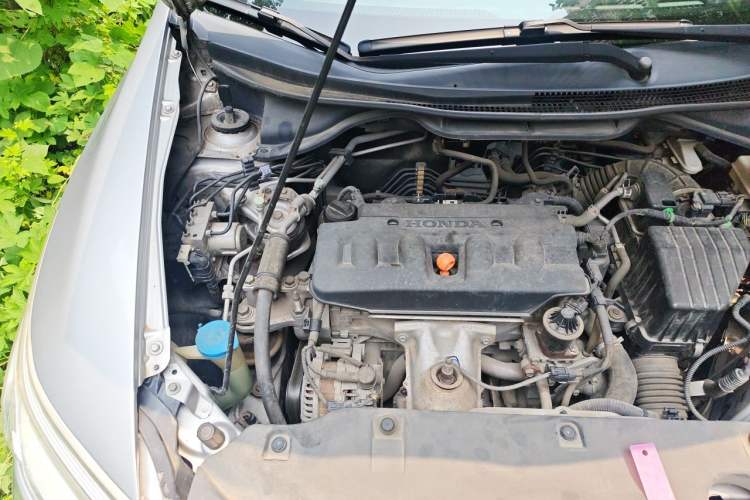 Used Honda Crider 2015 1.8L automatic luxury edition Engine Bay Right