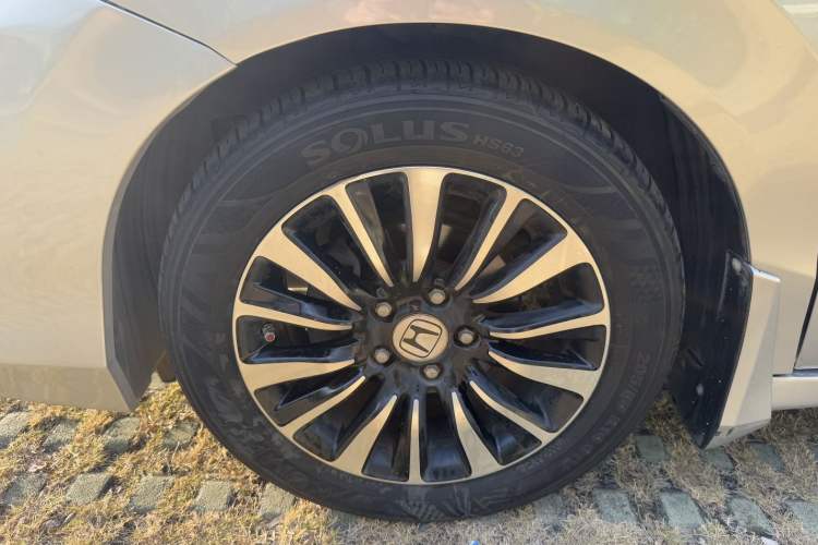 Used Honda Crider 2015 1.8L automatic comfort version Exterior 10