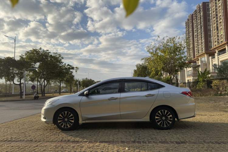 Used Honda Crider 2015 1.8L automatic comfort version Exterior 6