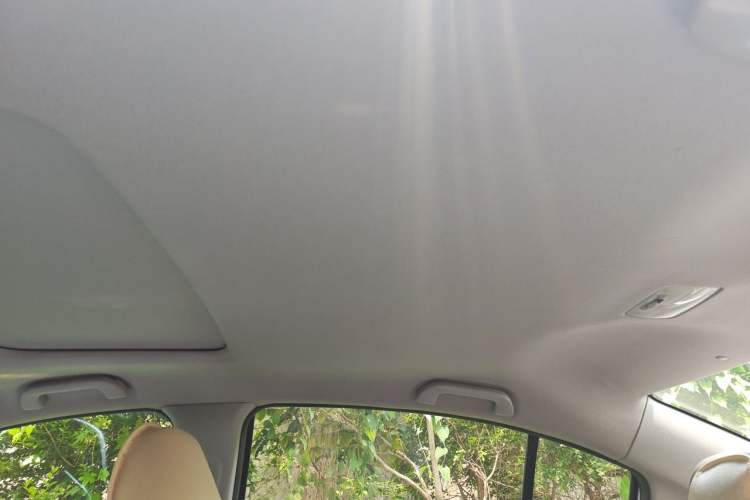 Used Honda Crider 2015 1.8L automatic luxury edition Headliner