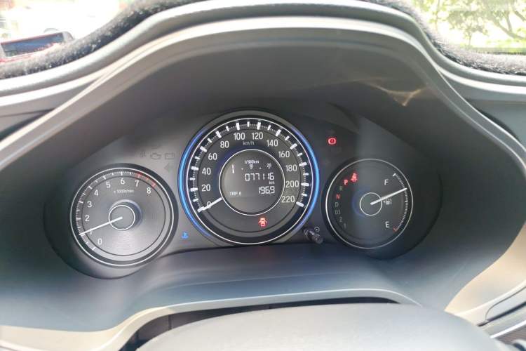 Used Honda Crider 2015 1.8L automatic luxury edition Instrument Cluster
