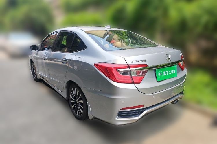 Used Honda Crider 2015 1.8L automatic luxury edition Rear Left 45 Deg