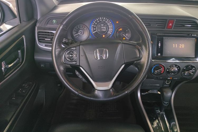 Used Honda Crider 2015 1.8L Automatic Ultra-Configured Limited Edition Steering Wheel
