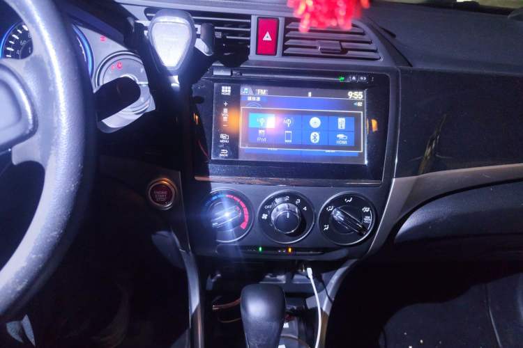 Used Honda Crider 2015 1.8L automatic luxury edition Audio And AC Panel