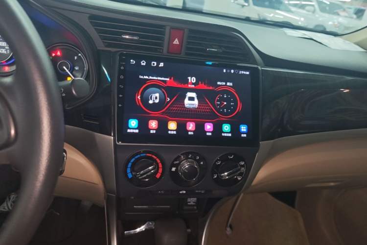 Used Honda Crider 2015 1.8L automatic comfort version Audio And AC Panel
