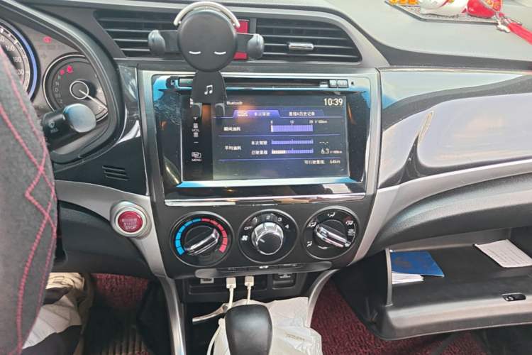 Used Honda Crider 2015 1.8L automatic luxury edition Audio And AC Panel
