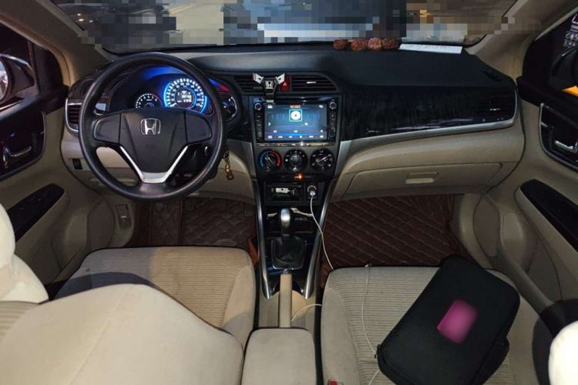 Used Honda Crider 2015 1.8L manual Comfort version Center Console
