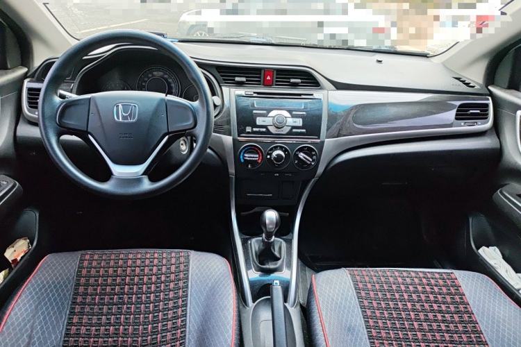 Used Honda Crider 2015 1.8L manual Comfort version Center Console