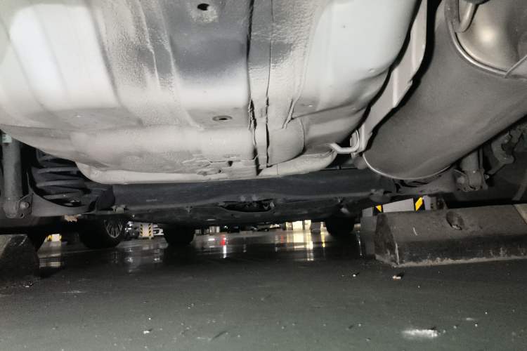 Used Honda Crider 2015 1.8L automatic luxury edition Chassis Rear