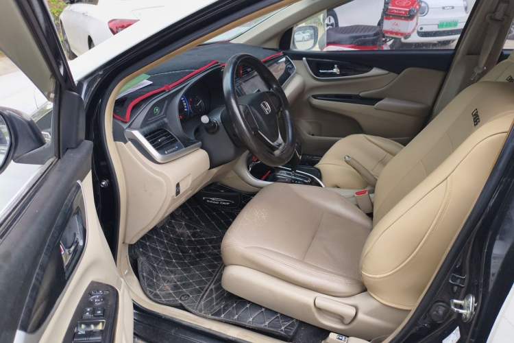 Used Honda Crider 2015 1.8L automatic comfort version Driver Seat
