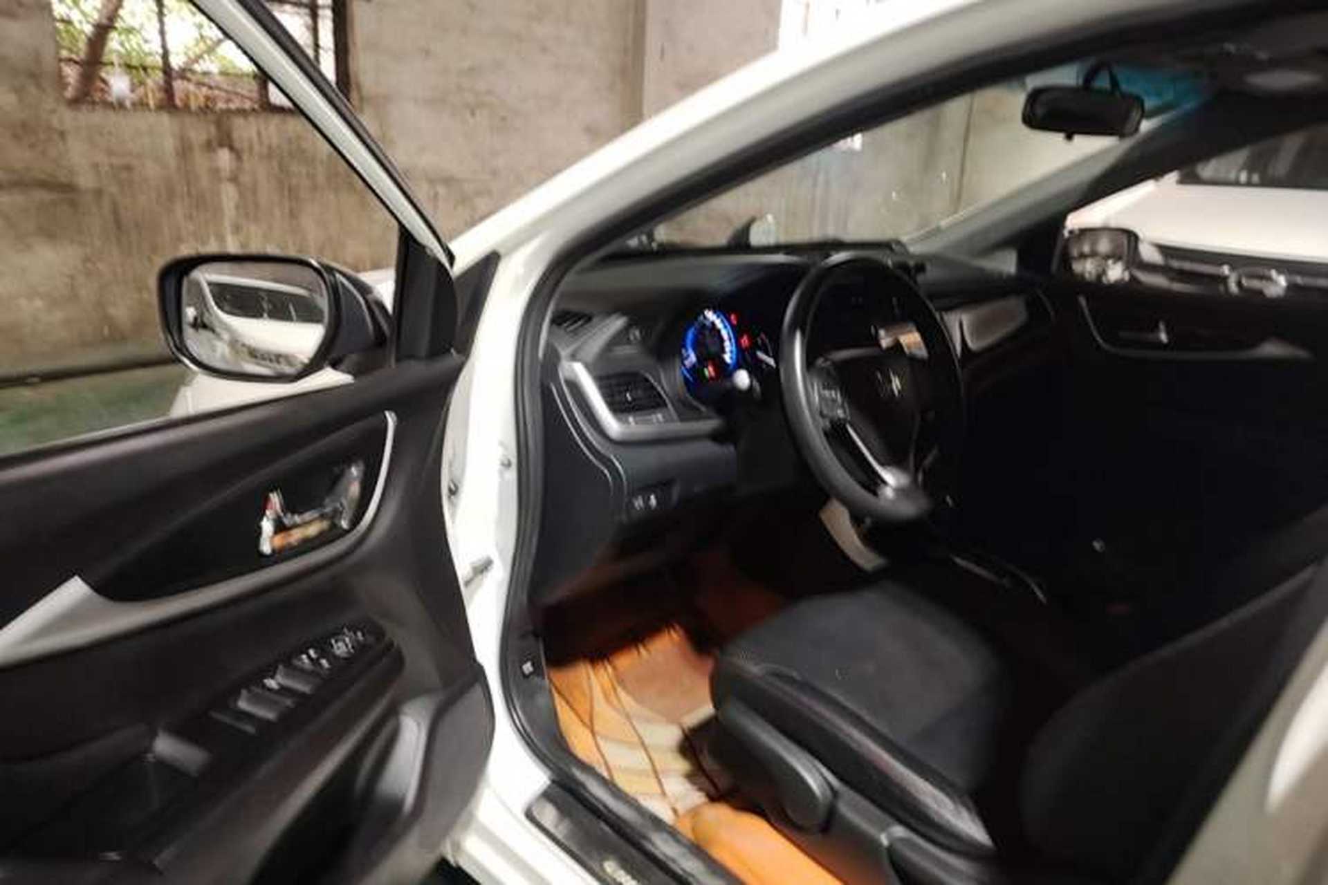 Used Honda Crider 2015 1.8L automatic luxury edition Driver Seat