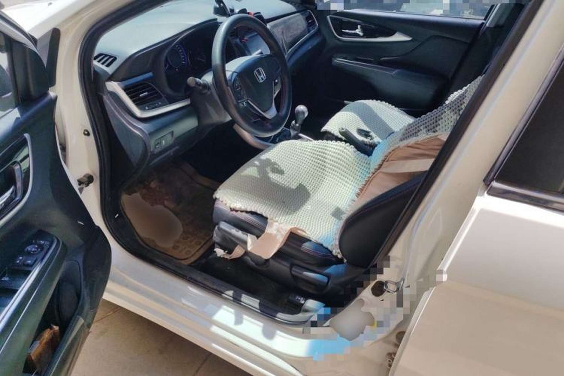Used Honda Crider 2015 1.8L manual luxury version Driver Seat
