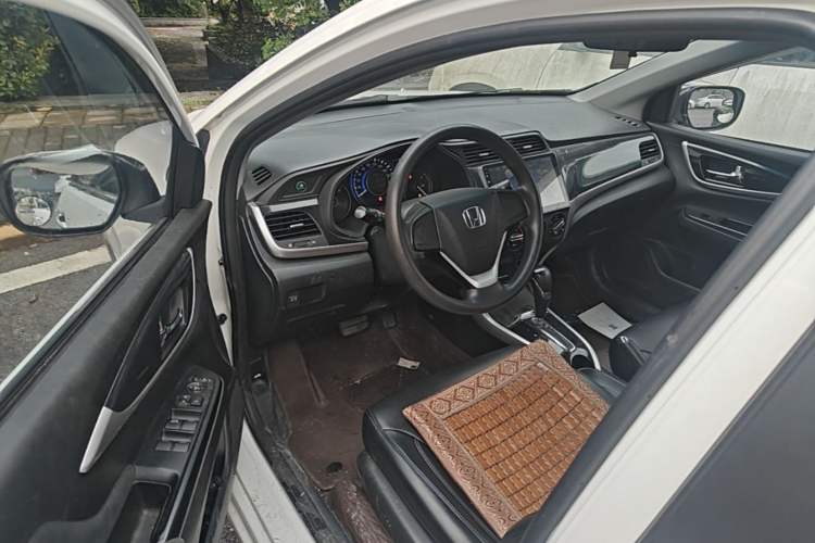Used Honda Crider 2015 1.8L automatic comfort version Driver Seat