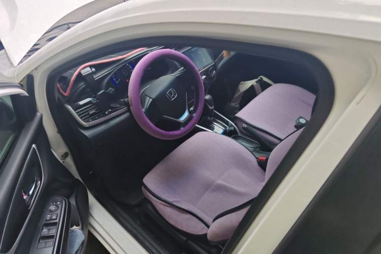 Used Honda Crider 2015 1.8L automatic comfort version Driver Seat
