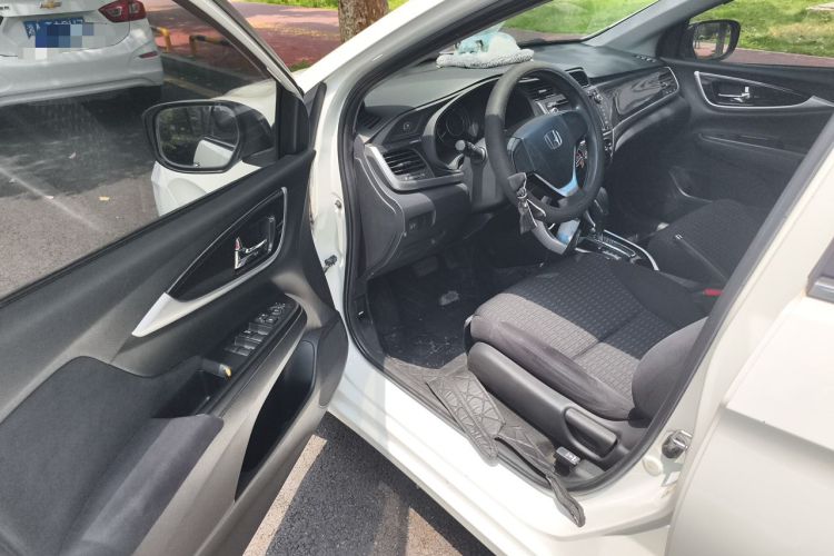 Used Honda Crider 2015 1.8L automatic comfort version Driver Seat