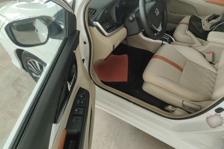 Used Honda Crider 2015 1.8L automatic comfort version Driver Seat
