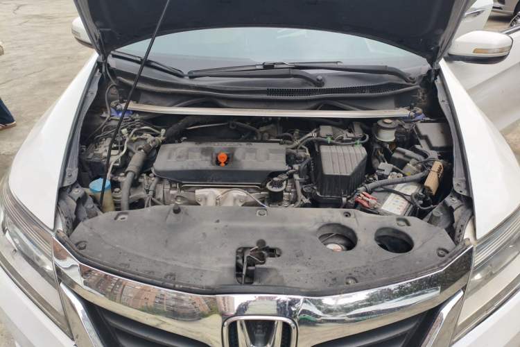 Used Honda Crider 2015 1.8L automatic comfort version Engine Bay