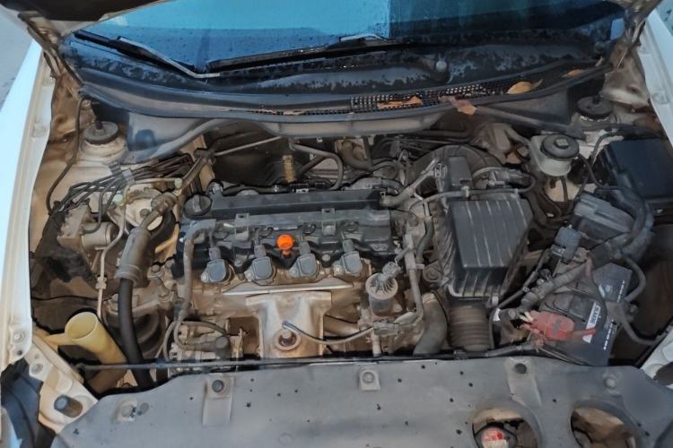Used Honda Crider 2015 1.8L automatic luxury edition Engine Bay