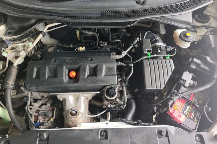 Used Honda Crider 2015 1.8L automatic luxury edition Engine Bay