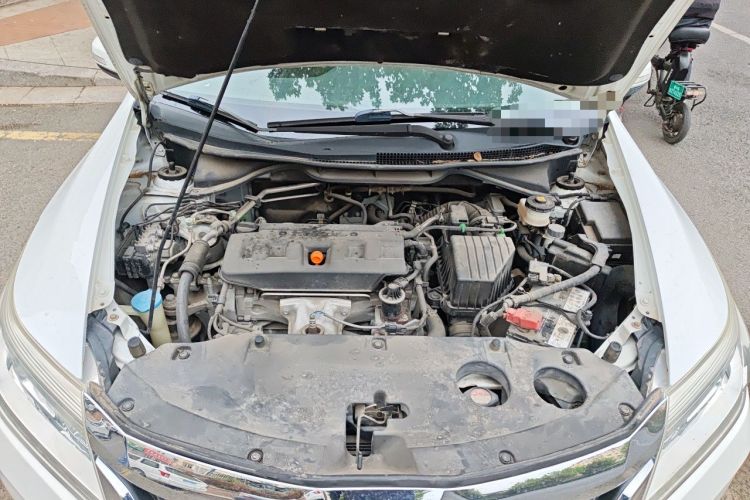 Used Honda Crider 2015 1.8L manual Comfort version Engine Bay