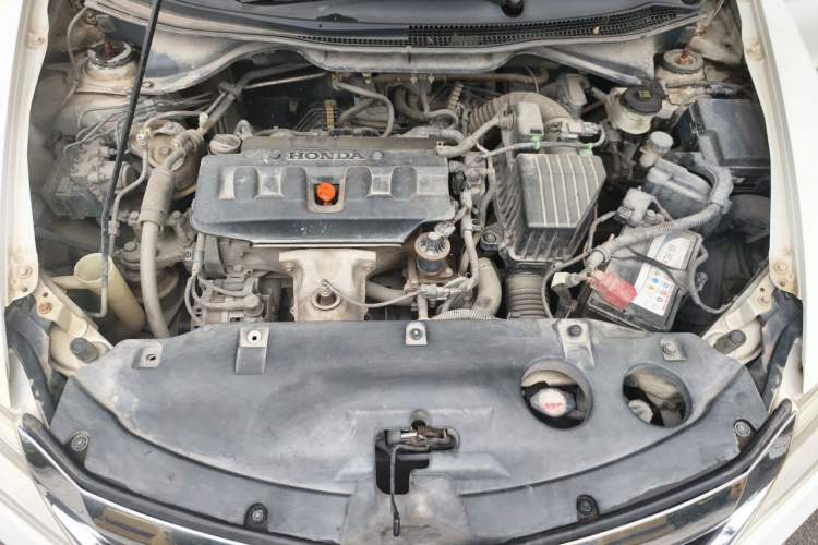 Used Honda Crider 2015 1.8L manual Comfort version Engine Bay