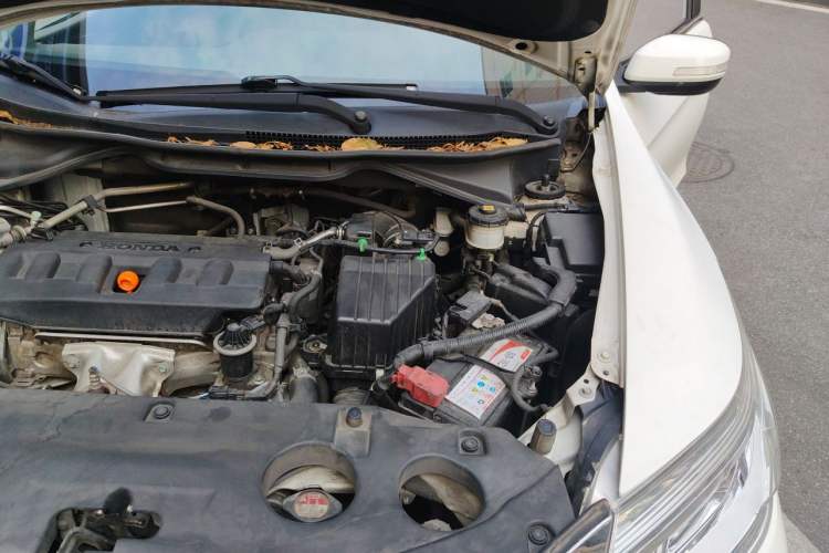 Used Honda Crider 2015 1.8L automatic luxury edition Engine Bay Left
