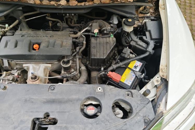 Used Honda Crider 2015 1.8L automatic luxury edition Engine Bay Left